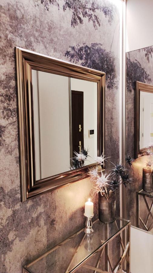 オルシュティンSielska Apartament Zurawi Nad Jeziorem Ukielアパートメント エクステリア 写真